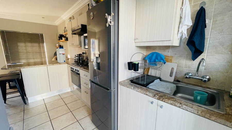 2 Bedroom Property for Sale in Bult West North West